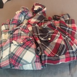 EUC Forever21 Flannel button downs